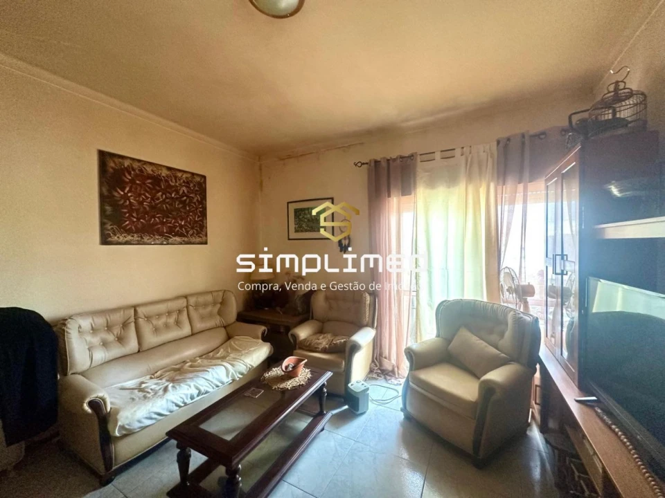 Apartamento T2 para Venda em Moita Foto 9