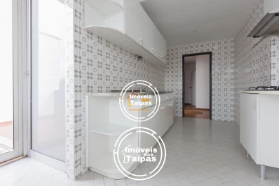Apartamento T3 para Venda em Caldelas