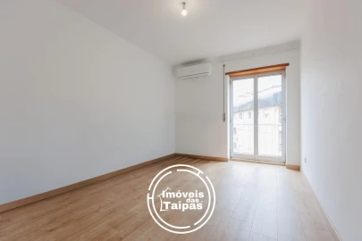 Apartamento T3 para Venda em Caldelas