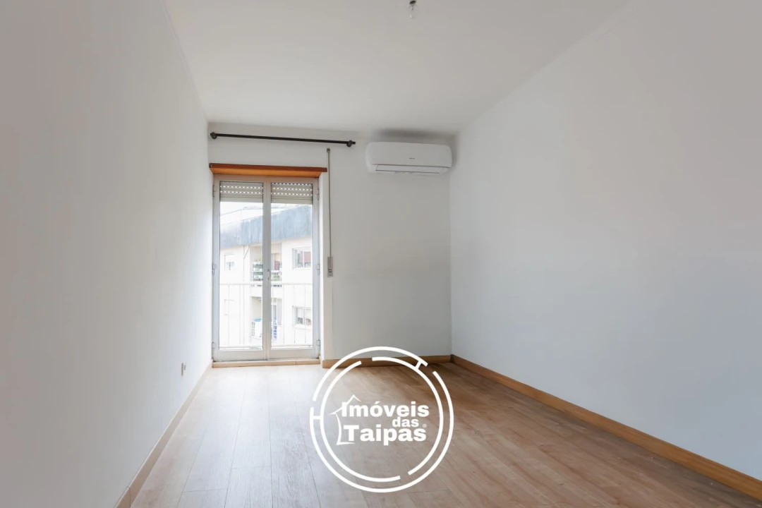 Apartamento T3 para Venda em Caldelas Foto 19