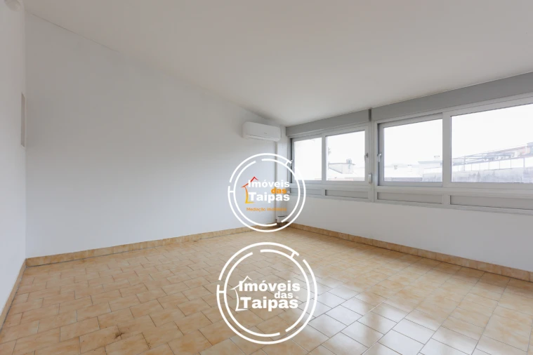 Apartamento T3 para Venda em Caldelas Foto 2