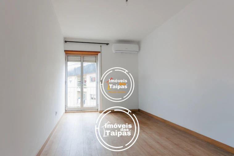 Apartamento T3 para Venda em Caldelas Foto 16