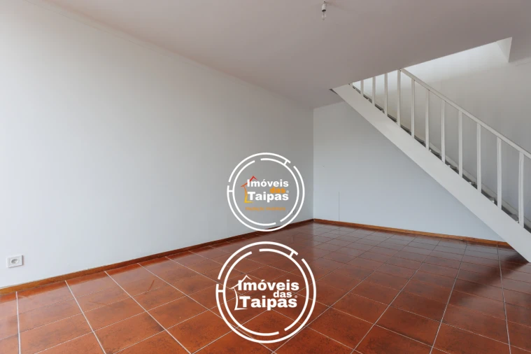 Apartamento T3 para Venda em Caldelas Foto 10