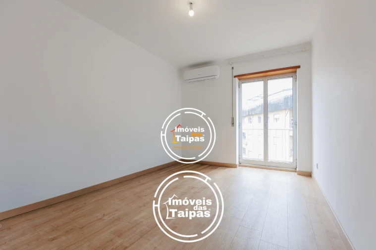 Apartamento T3 para Venda em Caldelas Foto 17