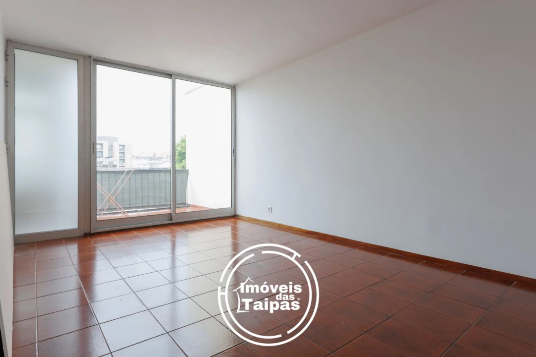Apartamento T3 para Venda em Caldelas Foto 11