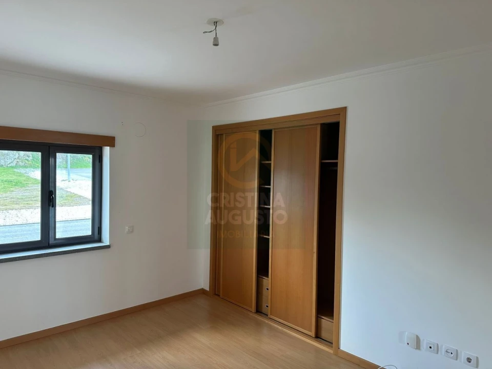 Apartamento T2 para Venda em Castelo Branco Foto 9