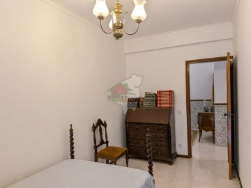 Apartamento T3 para Venda em São João Baptista e Santa Maria dos Olivais