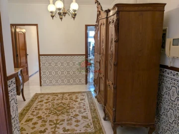 Apartamento T3 para Venda em São João Baptista e Santa Maria dos Olivais