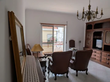 Apartamento T3 para Venda em São João Baptista e Santa Maria dos Olivais