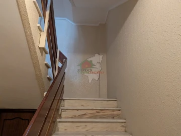 Apartamento T3 para Venda em São João Baptista e Santa Maria dos Olivais