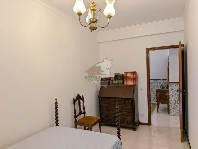 Apartamento T3 para Venda em São João Baptista e Santa Maria dos Olivais Foto 8