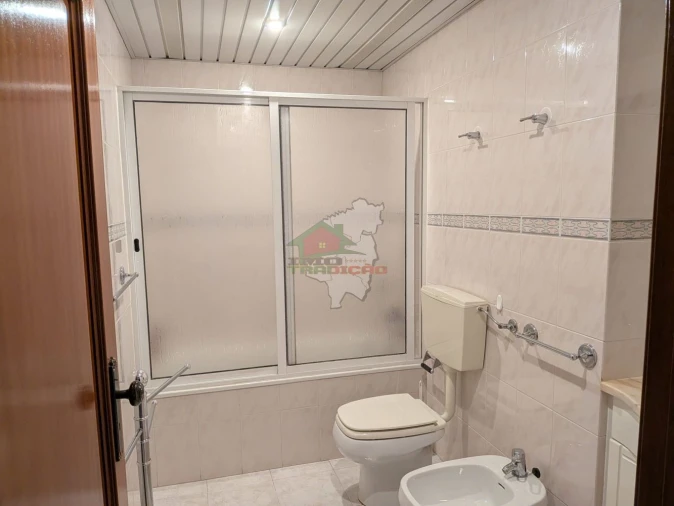 Apartamento T3 para Venda em São João Baptista e Santa Maria dos Olivais Foto 13