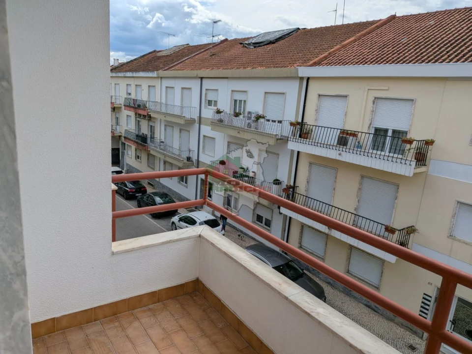 Apartamento T3 para Venda em São João Baptista e Santa Maria dos Olivais Foto 25