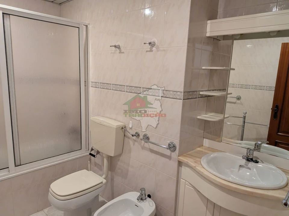Apartamento T3 para Venda em São João Baptista e Santa Maria dos Olivais Foto 12