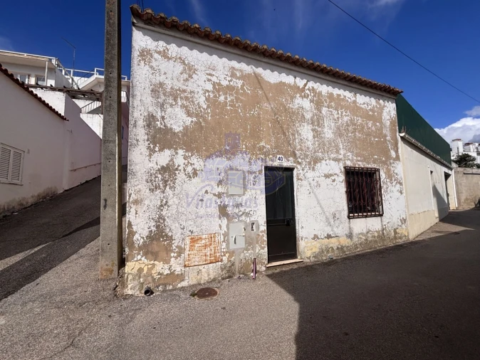 Moradia T1 para Venda em São Marcos da Serra Foto 2