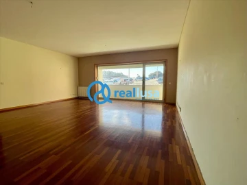 Apartamento T4 para Venda em Custóias, Leça do Balio e Guifões