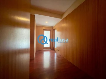 Apartamento T4 para Venda em Custóias, Leça do Balio e Guifões