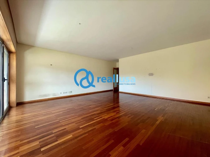 Apartamento T4 para Venda em Custóias, Leça do Balio e Guifões Foto 4