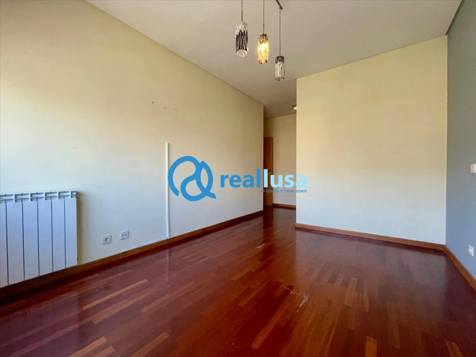Apartamento T4 para Venda em Custóias, Leça do Balio e Guifões Foto 10