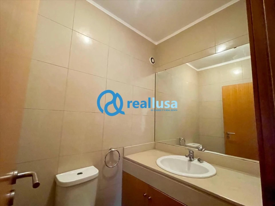 Apartamento T4 para Venda em Custóias, Leça do Balio e Guifões Foto 21