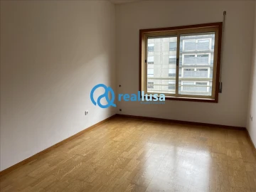 Apartamento T3 para Venda em Aguas Santas