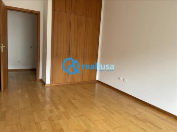 Apartamento T3 para Venda em Aguas Santas