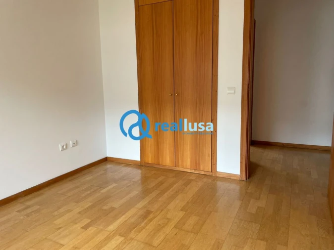 Apartamento T3 para Venda em Aguas Santas Foto 9