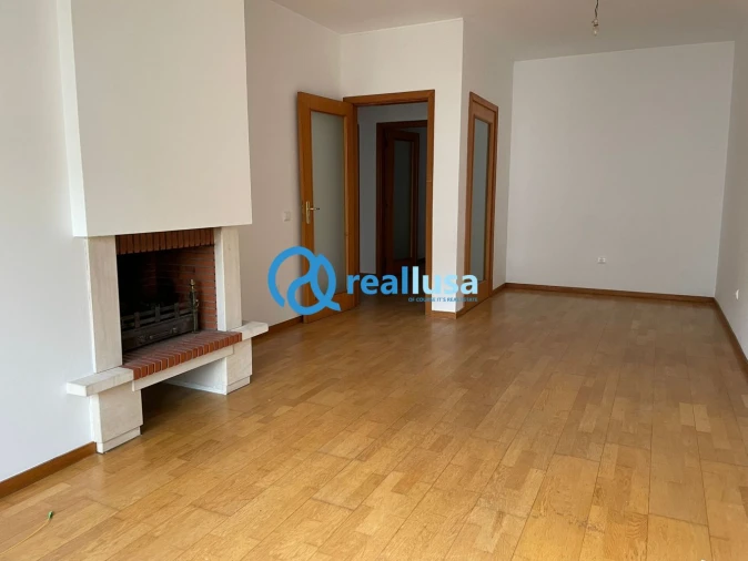 Apartamento T3 para Venda em Aguas Santas Foto 3