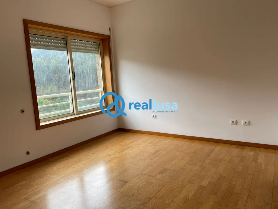 Apartamento T3 para Venda em Aguas Santas Foto 8