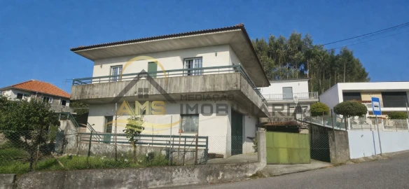 Moradia T2 para Venda em Ardegão, Arnozela e Seidões