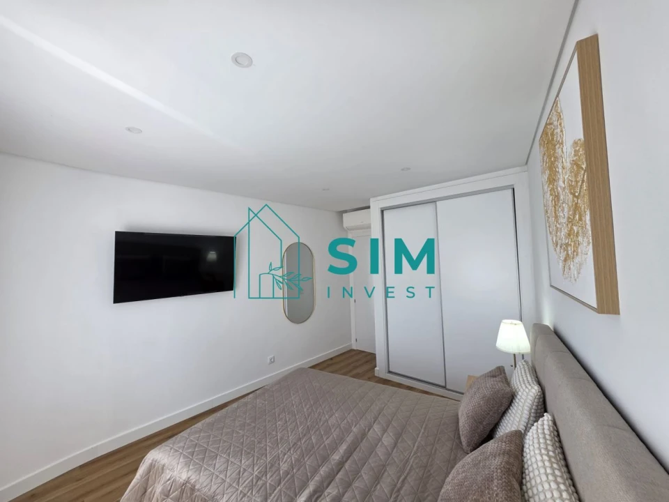 Apartamento T2 para Venda em Quelfes Foto 15