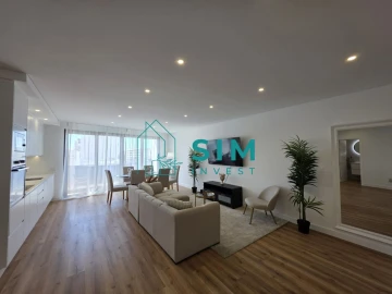 Apartamento T2 para Venda em Quelfes