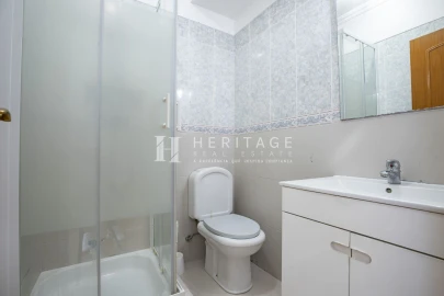 Apartamento T2 para Venda em Corroios