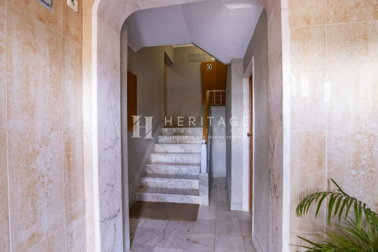 Apartamento T2 para Venda em Corroios Foto 4