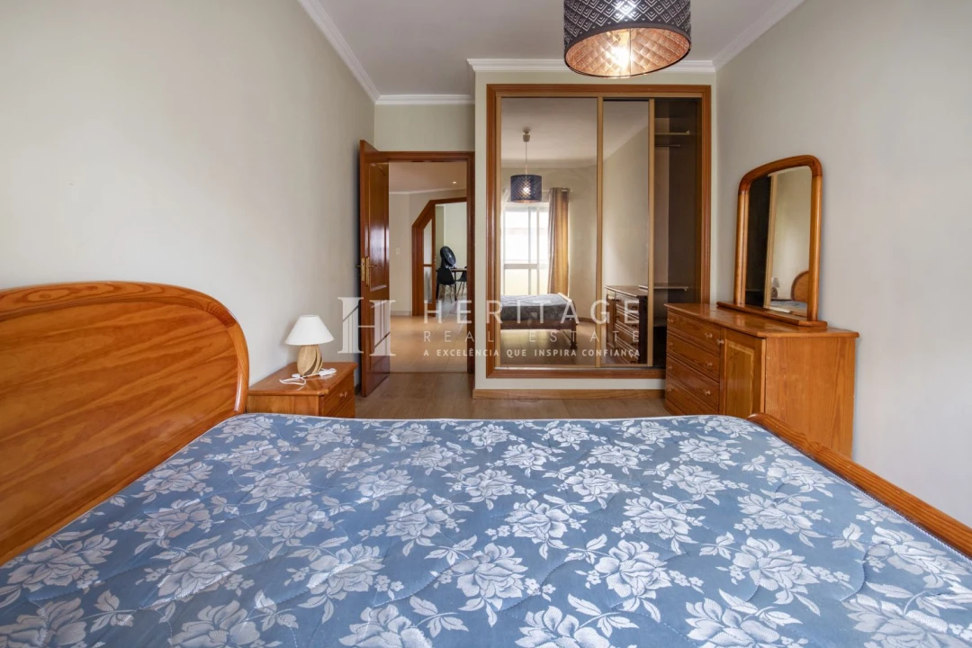 Apartamento T2 para Venda em Corroios Foto 23
