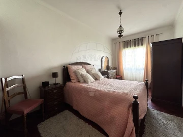 Apartamento T3 para Arrendamento em Marvila, Ribeira Santarém, São Salvador, São Nicolau