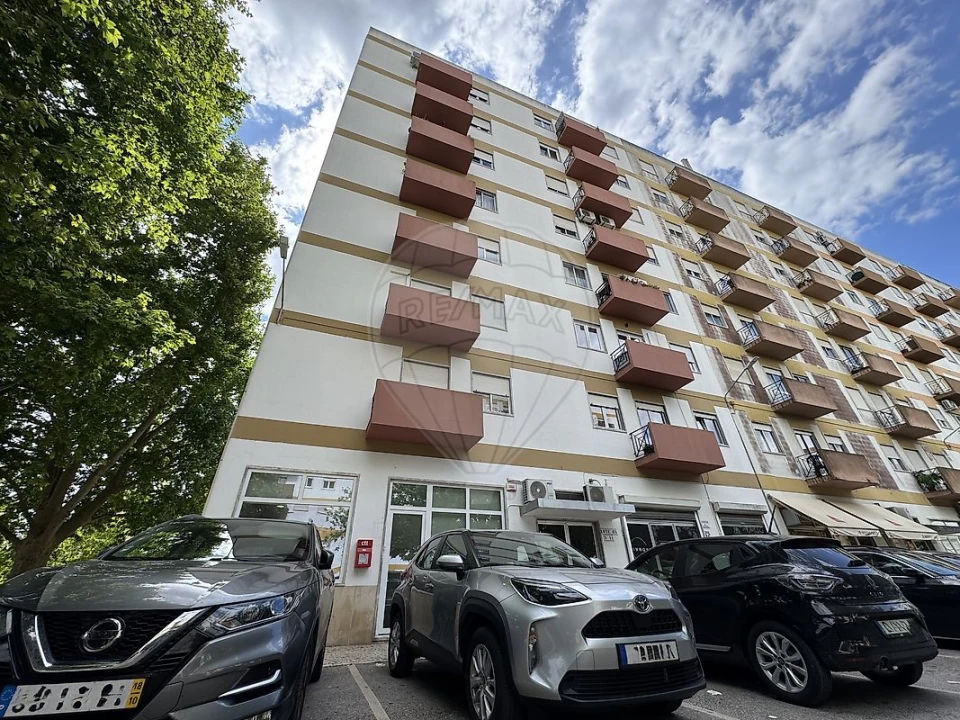 Apartamento T3 para Arrendamento em Marvila, Ribeira Santarém, São Salvador, São Nicolau Foto 1
