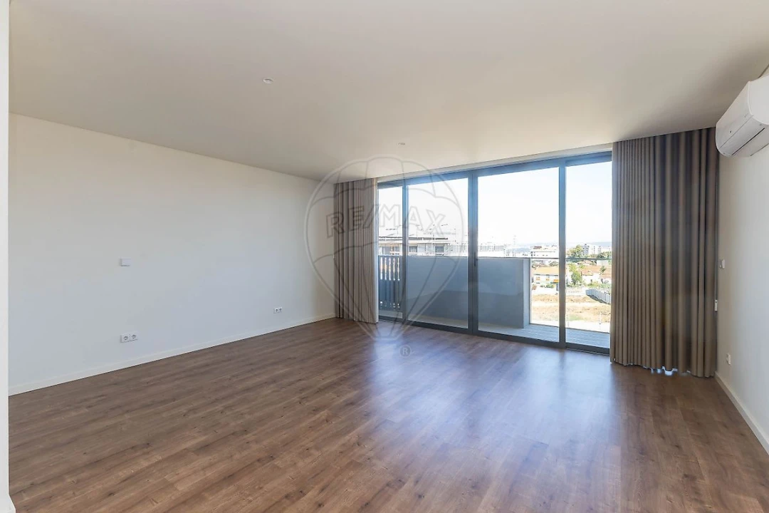 Apartamento para Venda em Oliveira do Douro Foto 15