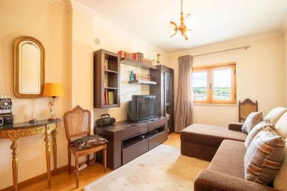 Apartamento T3 para Arrendamento em Loures
