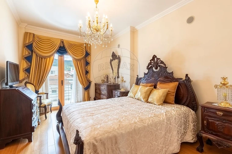 Apartamento T3 para Arrendamento em Loures Foto 13
