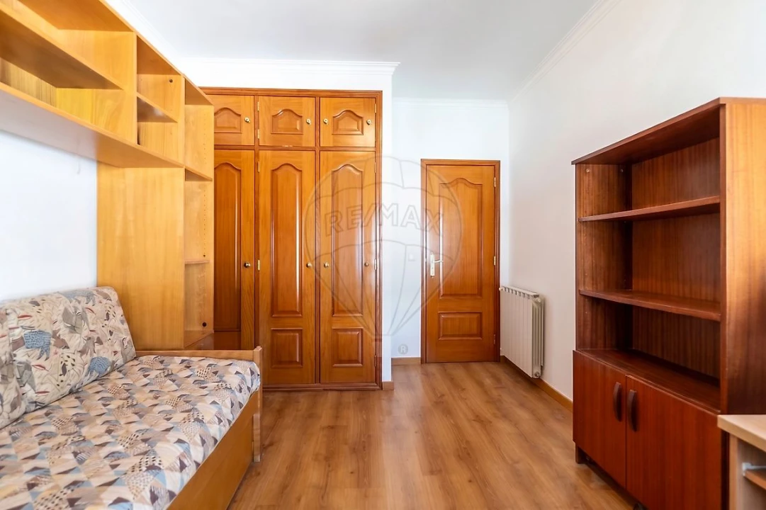 Apartamento T2 para Venda em Santa Maria, São Pedro e Matacães Foto 15