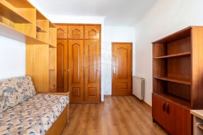 Apartamento T2 para Venda em Santa Maria, São Pedro e Matacães