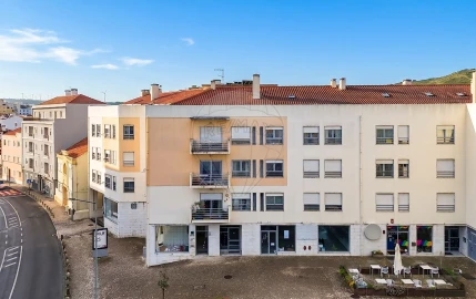 Apartamento T2 para Venda em Santa Maria, São Pedro e Matacães