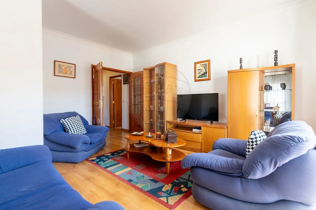 Apartamento T2 para Venda em Santa Maria, São Pedro e Matacães Foto 9