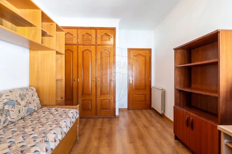 Apartamento T2 para Venda em Santa Maria, São Pedro e Matacães Foto 15