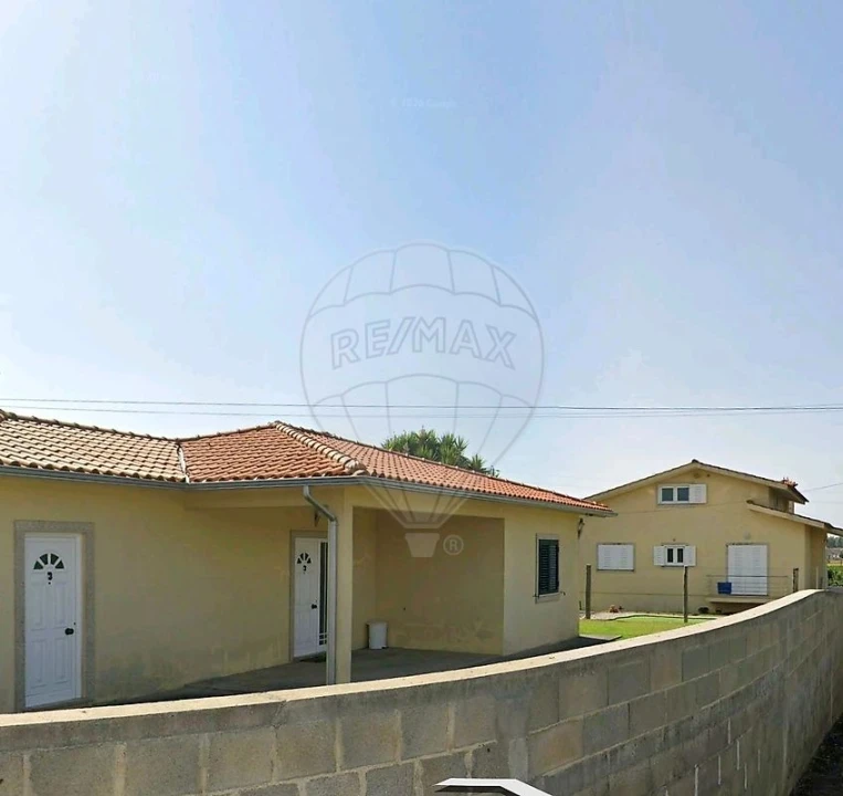 Moradia T3 para Venda em Loureiro Foto 33