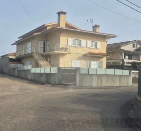 Moradia T3 para Venda em Loureiro