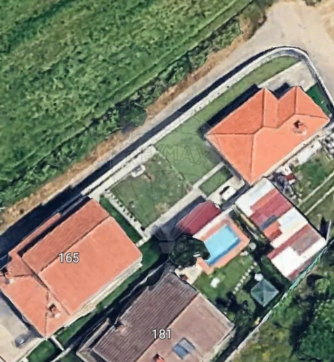 Moradia T3 para Venda em Loureiro