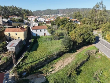 Terreno para Venda em Carregosa