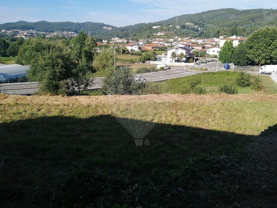Terreno para Venda em Carregosa Foto 6